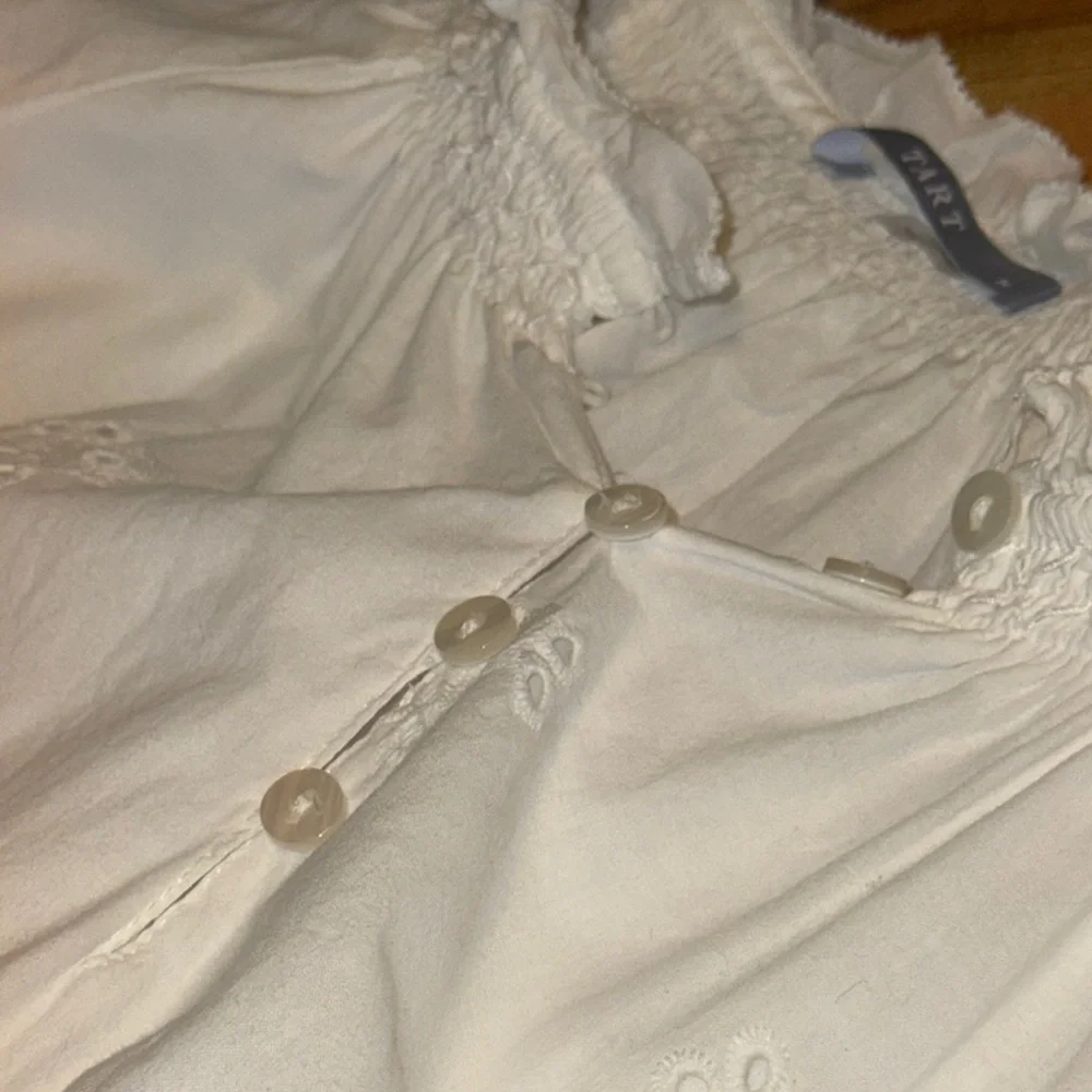 Tart White Mia Eyelet Dress Medium - Picture 10 of 12